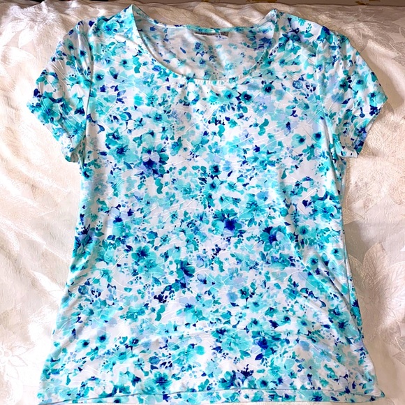 croft & barrow Tops - Croft & Barrow women’s Blue floral top
